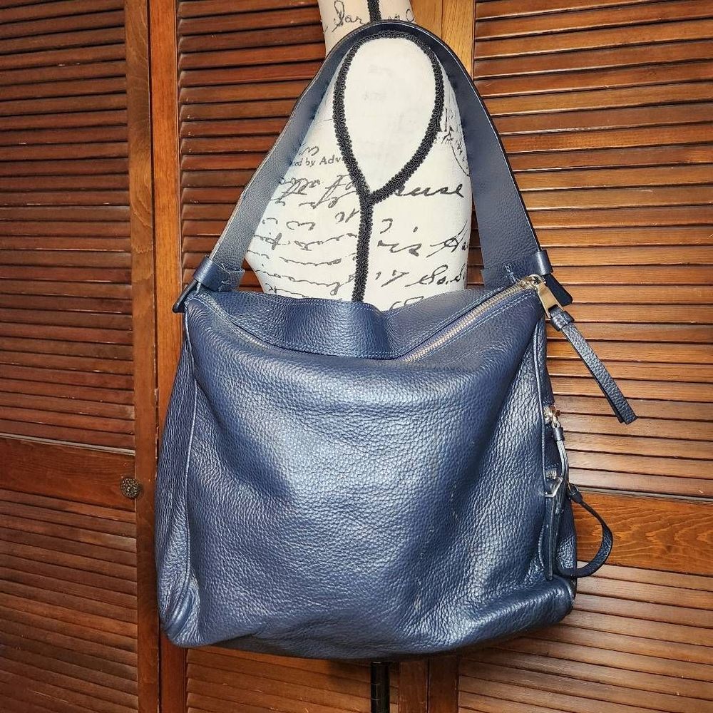 Lia Numa Navy Blue Pebbled Leather Shoulder Bag